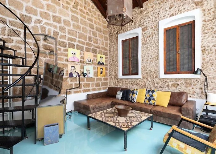 Luxury Villa Steps From The Beach In Neve Tzedek