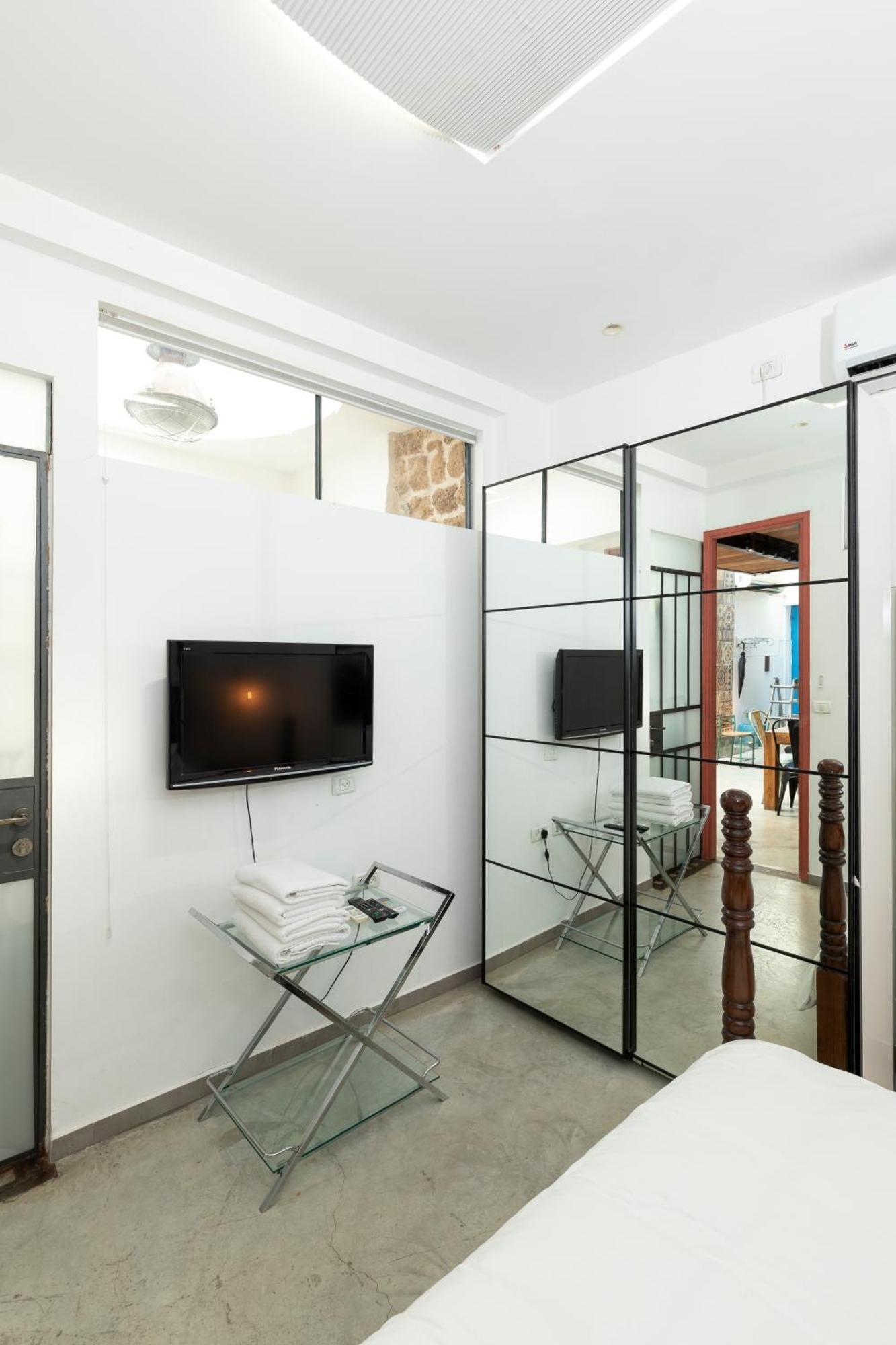 Luxury Steps From The In Neve Tzedek Holiday home Tel Aviv